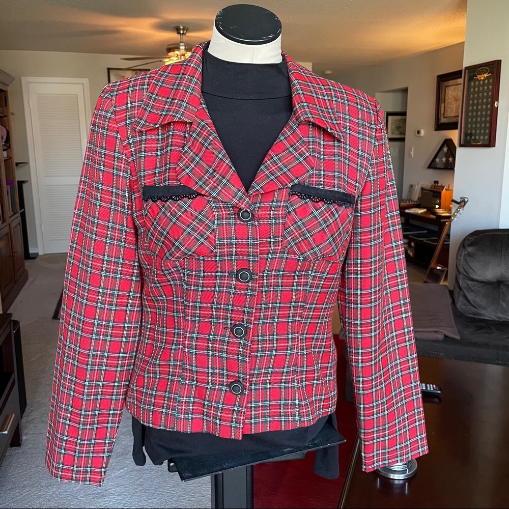 Red and black jacket sz S